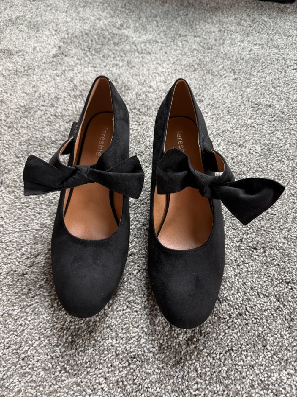 Black Bow Mary Jane Pumps -